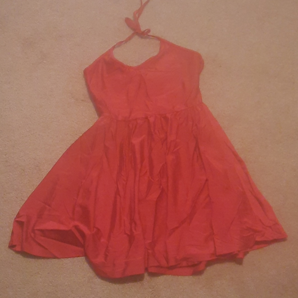 Dress‎